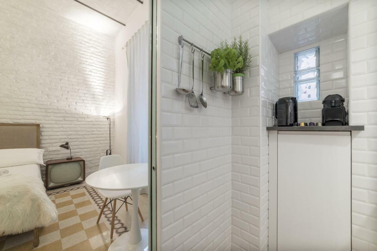 Romantic Vintage Colosseum Apartment Rom